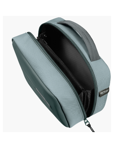 ki8.002 trousse de toilette