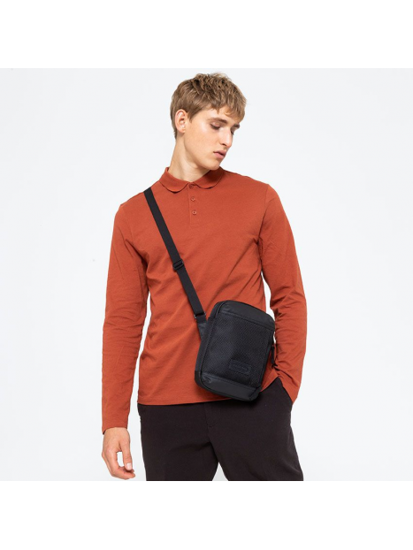 pochette bandoulière eastpak - MEGABAGS