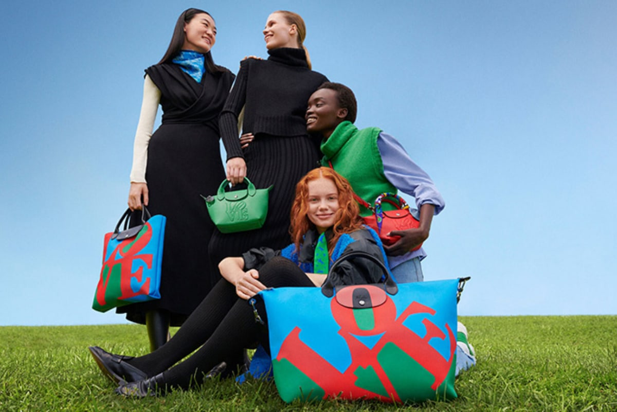 La nouvelle capsule Longchamp X Robert Indiana : le sac Pliage LOVE 